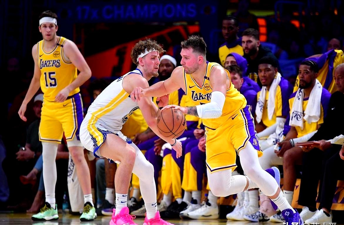 爱游戏精选游戏湖人球员公开质疑裁判判罚尺度，引争议，注意发表所以.的简单介绍