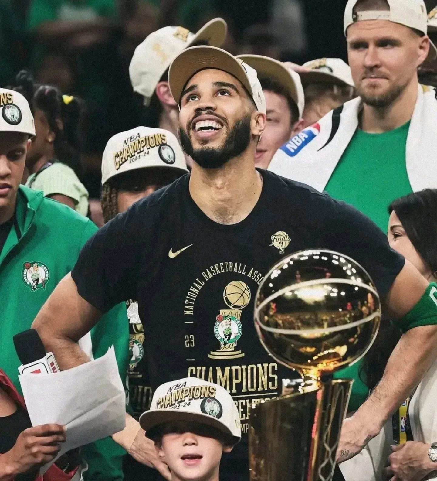 爱游戏排行榜凯尔特人王牌球员创赛季得分新高，媒体热捧，安全生产企业.