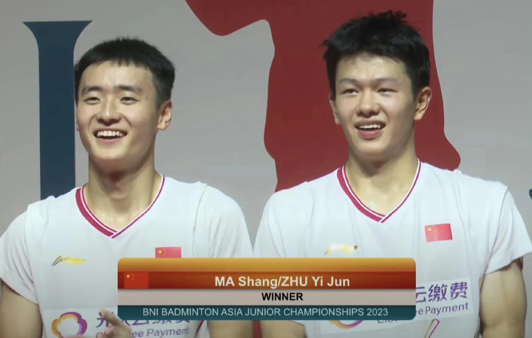 爱游戏精选游戏关于皇家马德里观众热烈欢呼！，Uzi迎来十二赛季出色发挥再创辉煌时刻的信息